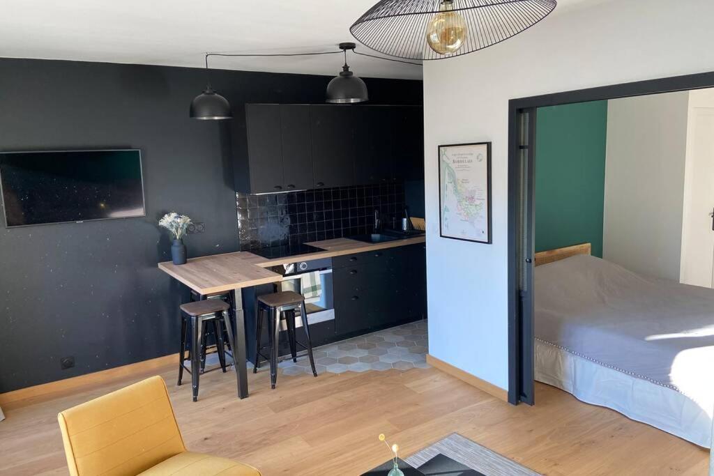 Le Clos Du Mesnil, Logement Totalement Independant Le Tourne Dış mekan fotoğraf